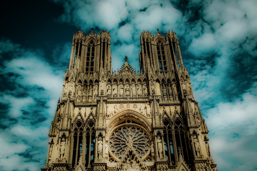 Quelle est l'histoire de la cathédrale de Reims ?